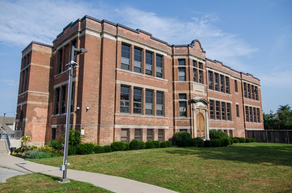 Warren G. Harding School - Location image