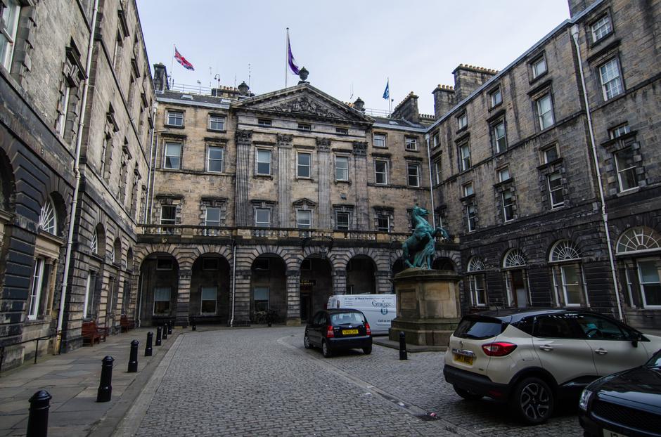 Edinburgh Courtyard - Location image