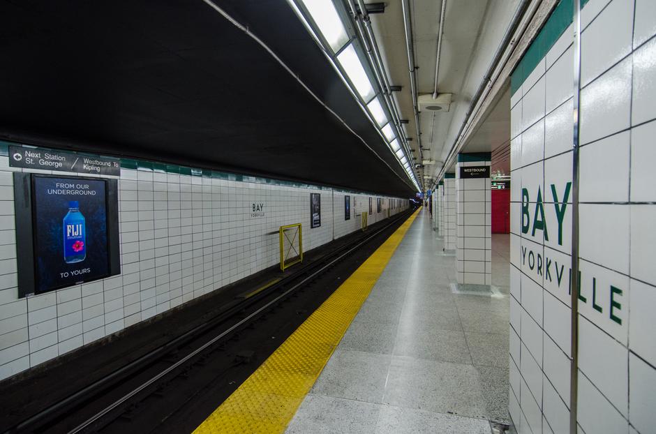 Arlington Station (entrance) - Location image