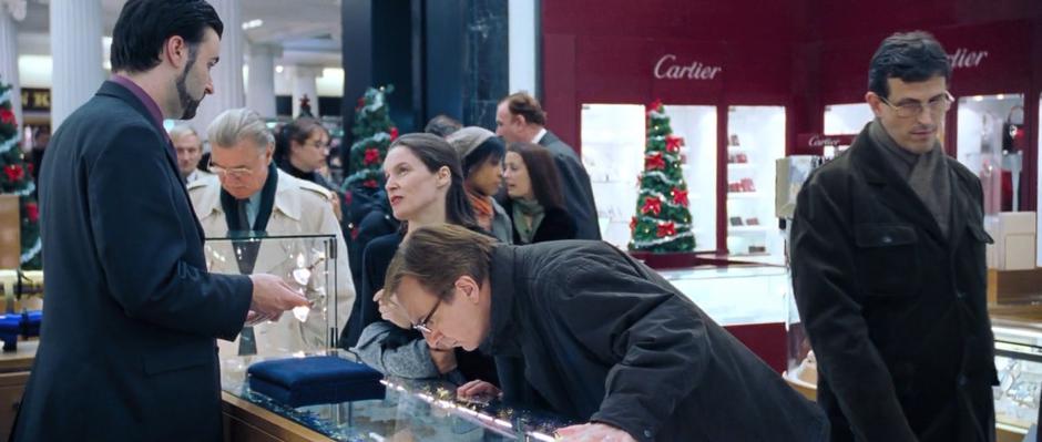 Love Actually - Image 5