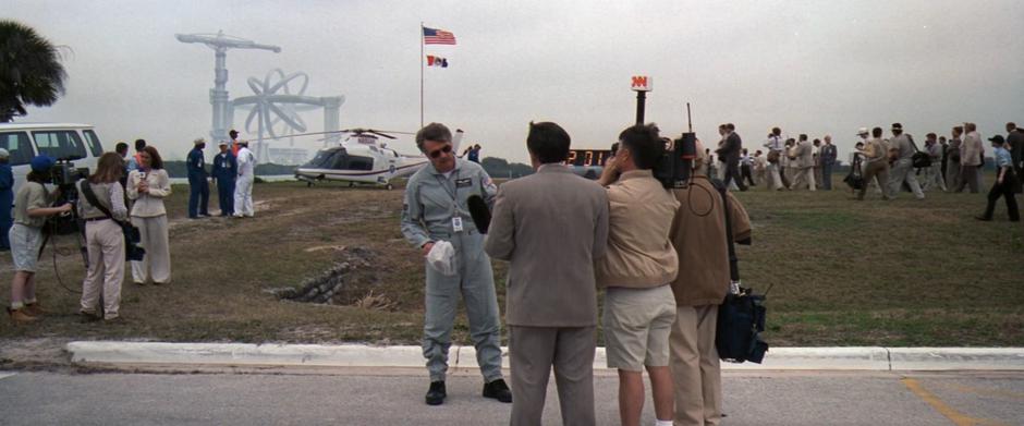 Contact - Image 7