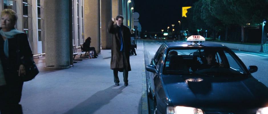 Love Actually - Image 3