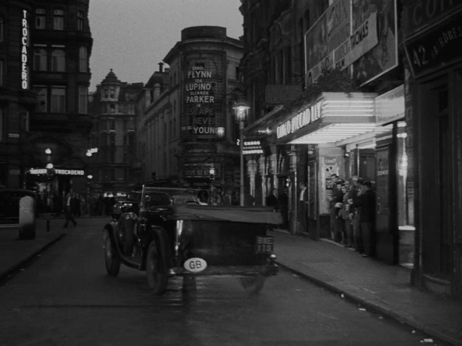Night and the City - Image 5