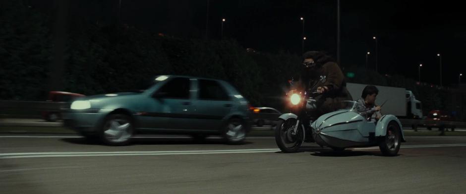 Harry Potter and the Deathly Hallows: Part 1 - Image 5