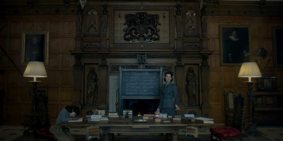 The Crown - Image 4