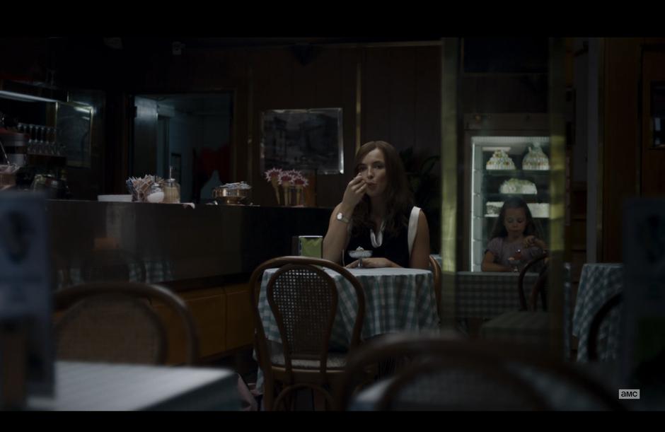 Killing Eve - Image 4