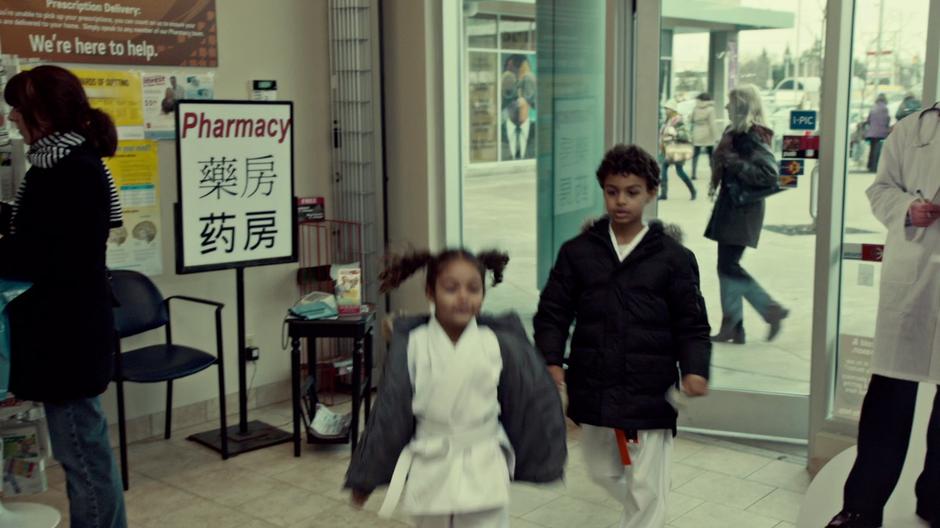 Orphan Black - Image 3
