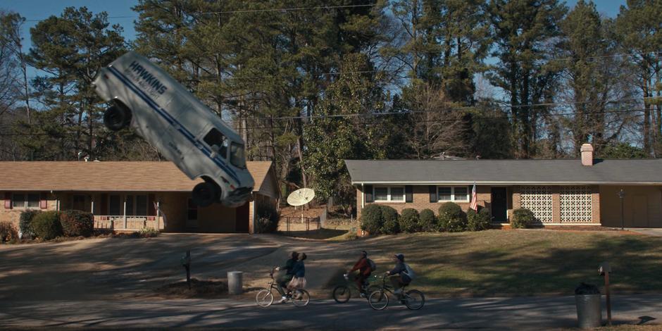 Stranger Things - Image 4