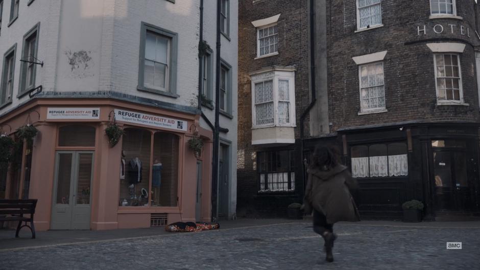 Killing Eve - Image 3
